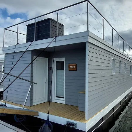 Hausboot Tosca By Interhome Apartman