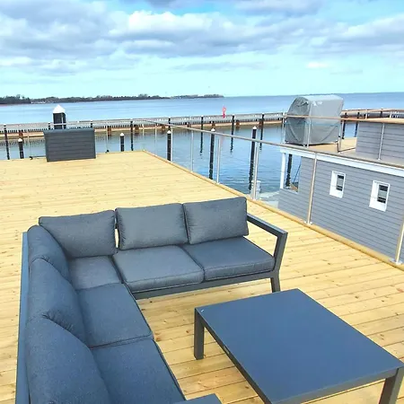 Hausboot Tosca By Interhome Apartman