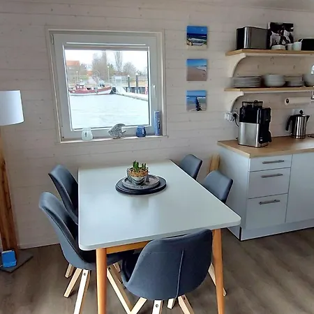 Apartman Hausboot Tosca By Interhome Stralsund