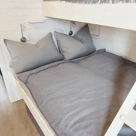 Hausboot Tosca By Interhome * Stralsund